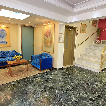 Hotel Triton Pireus